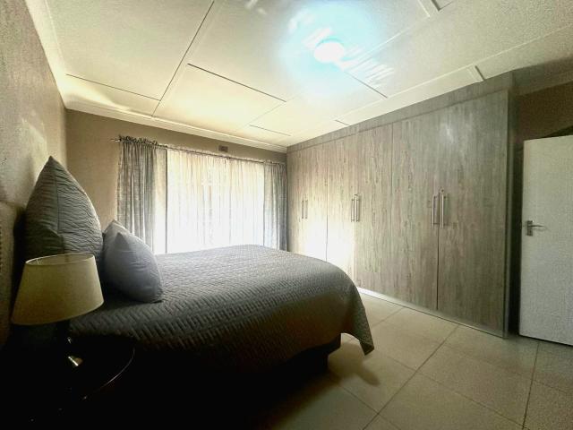 Townhouse for sale in Vosloorus, Gauteng