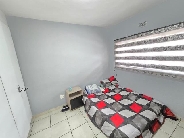 Townhouse for sale in Vosloorus, Gauteng