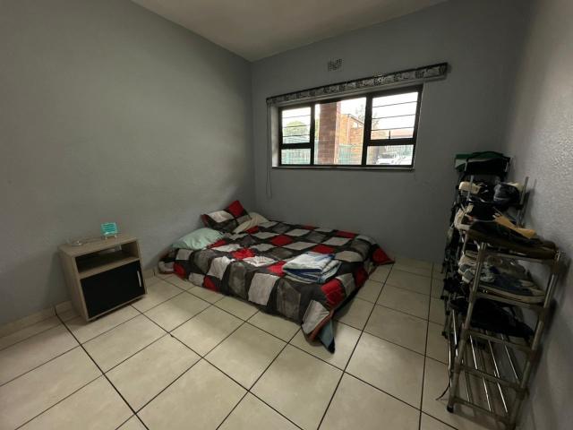 Townhouse for sale in Vosloorus, Gauteng
