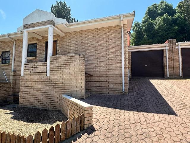 Townhouse for sale in Groot Brak Rivier, Western Cape