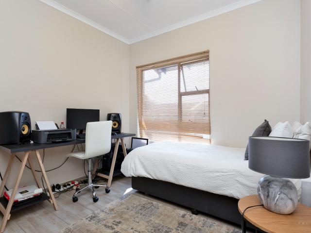 Townhouse for sale in Douglasdale, Randburg