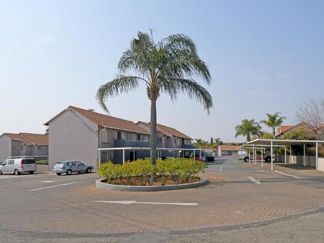 Townhouse for sale in Ekurhuleni, Gauteng