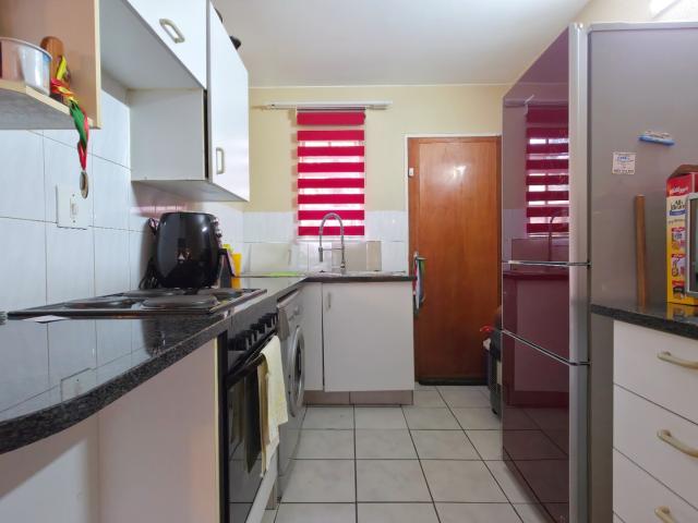 Townhouse for sale in Waterkloof, Gauteng