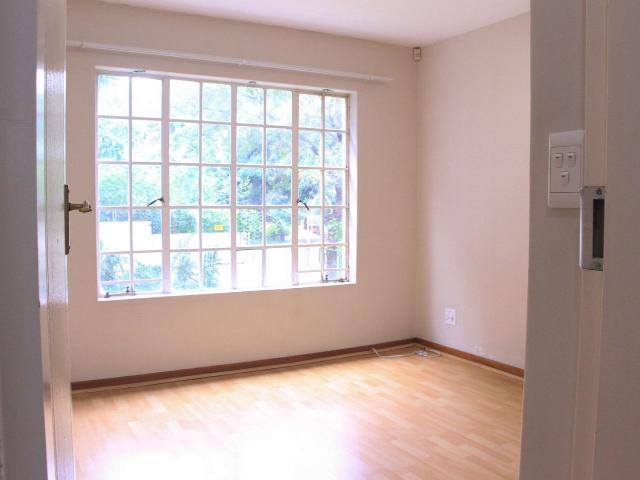 Townhouse for sale in Waterkloof, Gauteng