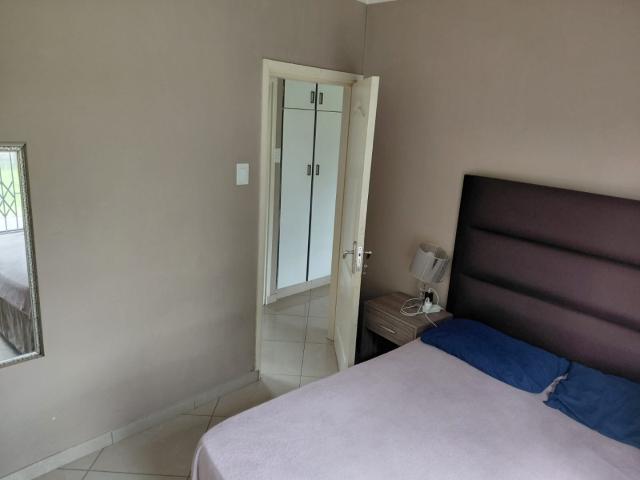Townhouse for sale in Queensburgh, Kwazulu-natal