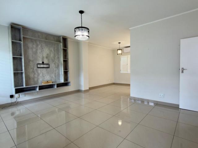 Townhouse for sale in Seaview, Kwazulu-natal