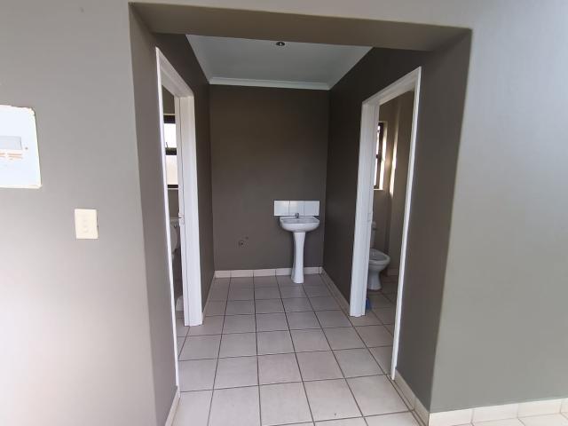 Townhouse for sale in Ekurhuleni, Gauteng