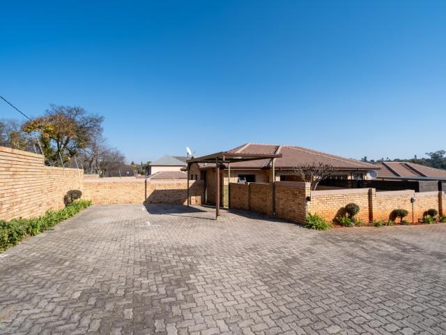 Townhouse for sale in Randburg, Gauteng