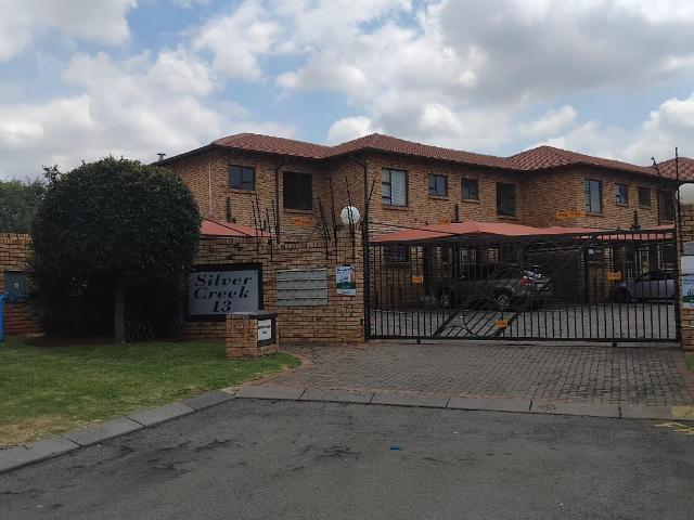 Townhouse for sale in Ekurhuleni, Gauteng