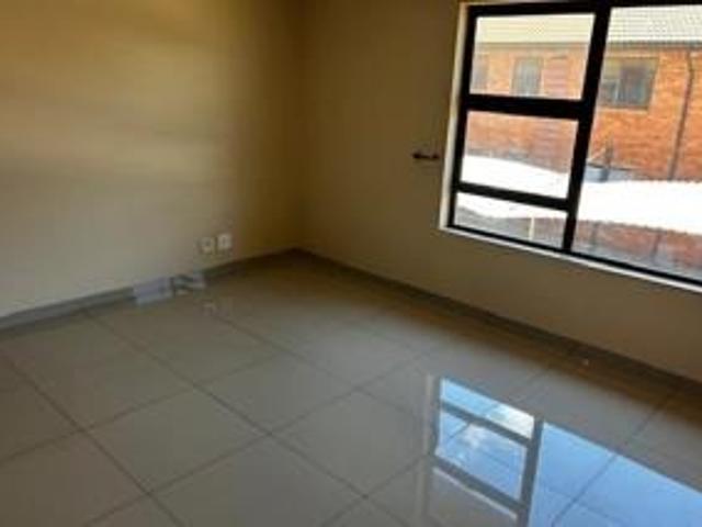 Townhouse for sale in Ekurhuleni, Gauteng