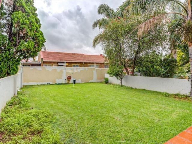 Townhouse for sale in Glenmarais, Ekurhuleni