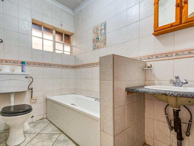 Townhouse for sale in Glenmarais, Ekurhuleni