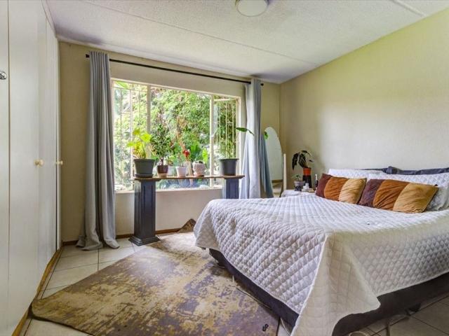 Townhouse for sale in Glenmarais, Ekurhuleni
