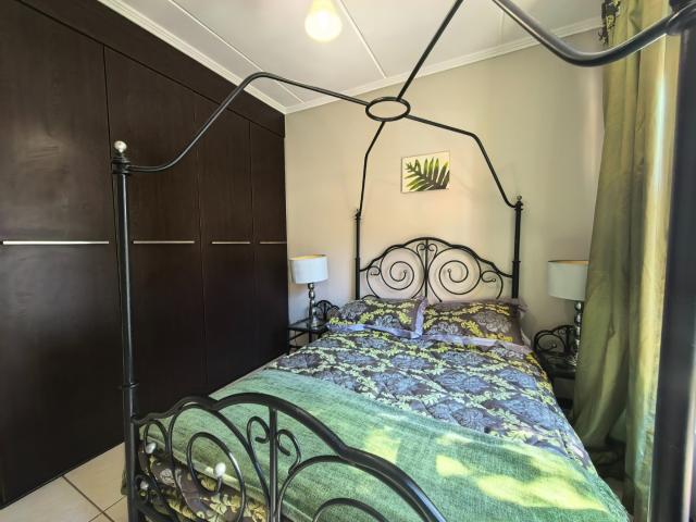 Townhouse for sale in Vosloorus, Gauteng
