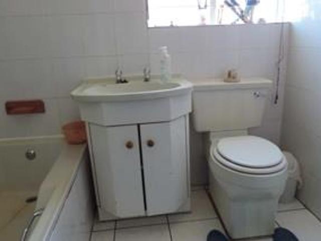 Townhouse for sale in Vosloorus, Gauteng