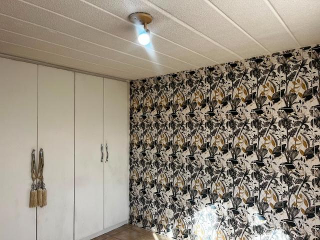 Townhouse for sale in Vosloorus, Gauteng