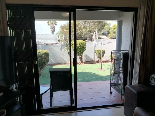 Townhouse for sale in Vosloorus, Gauteng