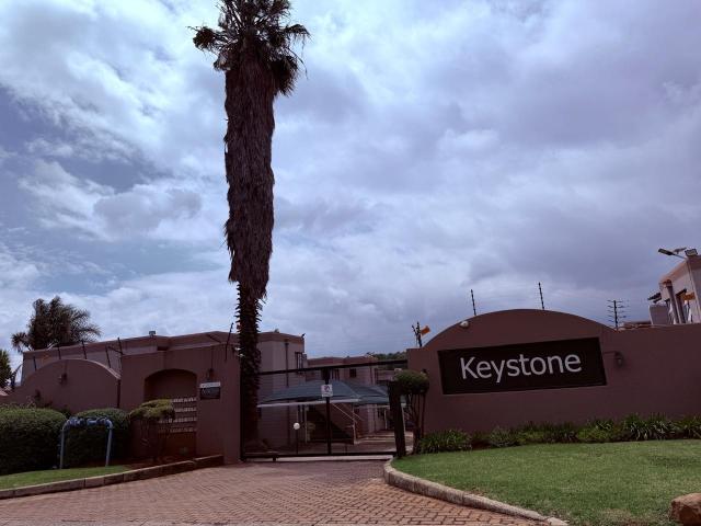 Townhouse for sale in Vosloorus, Gauteng