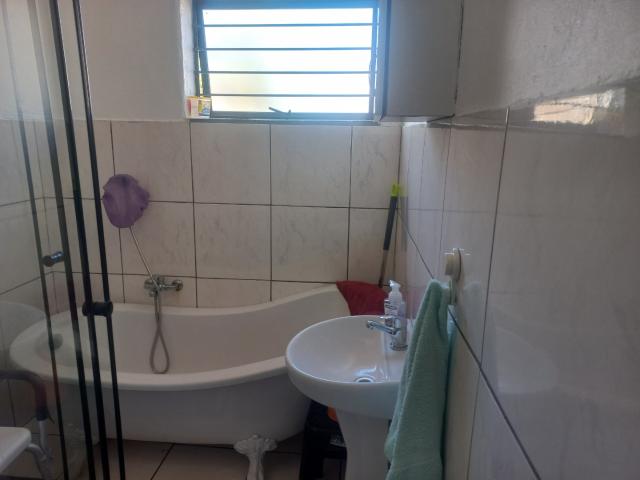 Townhouse for sale in Seaview, Kwazulu-natal