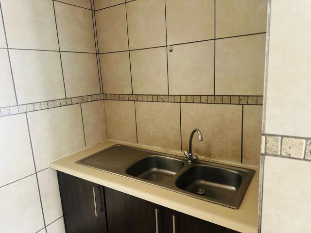 Townhouse for sale in Mohlakeng, Gauteng