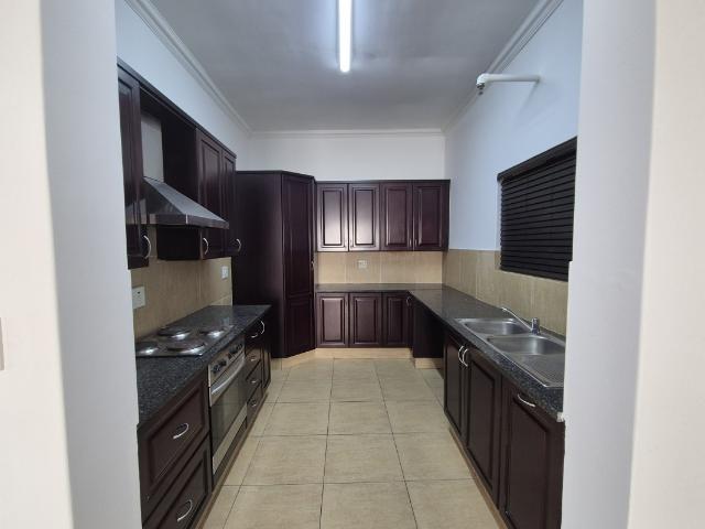 Townhouse for sale in Vosloorus, Gauteng
