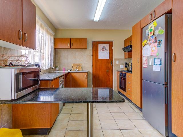 Townhouse for sale in Ekurhuleni, Gauteng