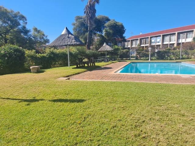 Townhouse for sale in Vosloorus, Gauteng