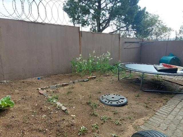 Townhouse for sale in Tembisa, Gauteng