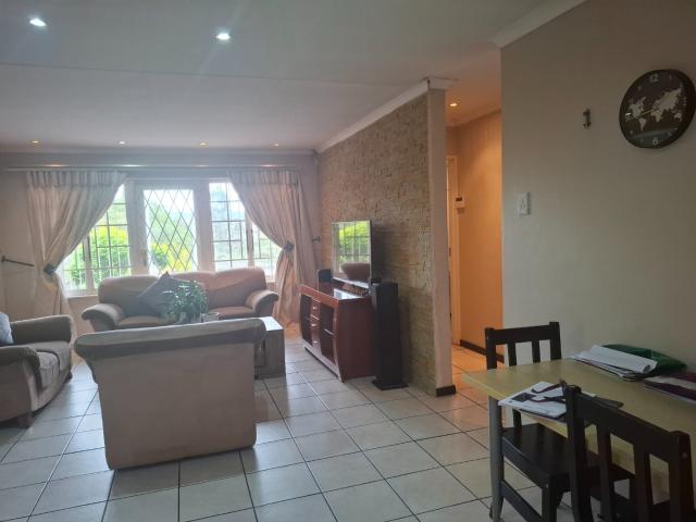 Townhouse for sale in Umgungundlovu, Kwazulu-natal