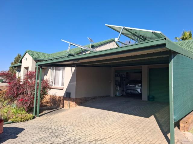 Townhouse for sale in Lesedi Local Municipality, Gauteng