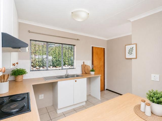 Townhouse for sale in Nooitgedacht, Gauteng