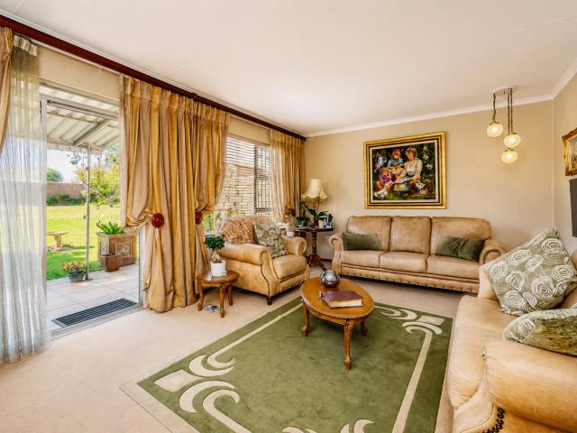 Townhouse for sale in Nooitgedacht, Gauteng