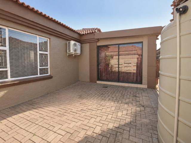 Townhouse for sale in Bloemfontein, Free State