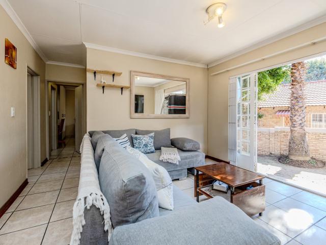 Townhouse for sale in Nooitgedacht, Gauteng