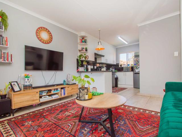 Townhouse for sale in Nooitgedacht, Gauteng