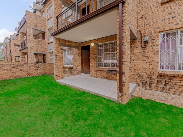 Townhouse for sale in Nooitgedacht, Gauteng