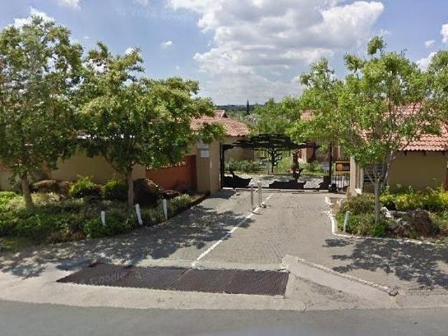 Townhouse for sale in Ekurhuleni, Gauteng