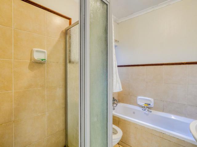 Townhouse for sale in Karenpark, Akasia