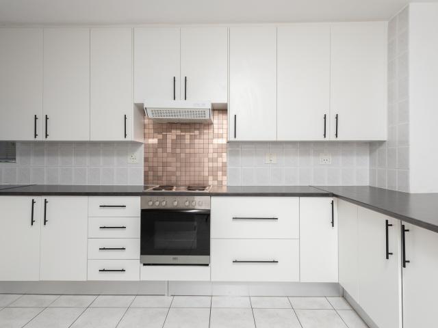 Townhouse for sale in Vosloorus, Gauteng