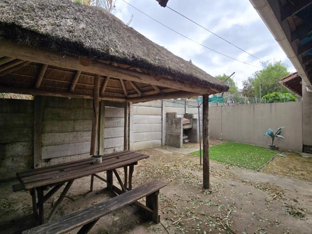 Townhouse for sale in King Williams Town, Eastern Cape