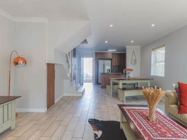 Townhouse for sale in Waterkloof, Gauteng