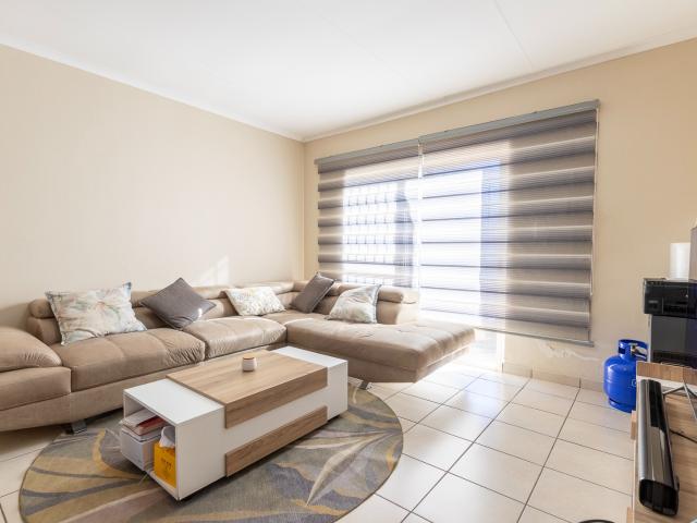 Townhouse for sale in Nooitgedacht, Gauteng
