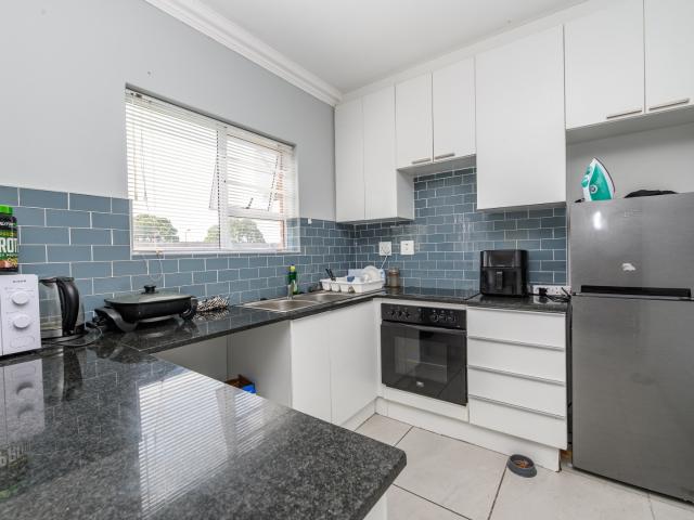 Townhouse for sale in Port Elizabeth, Eastern Cape