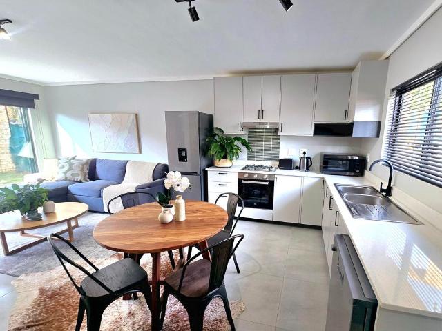 Townhouse for sale in Waterkloof, Gauteng