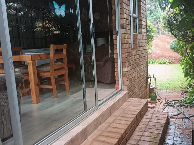 Townhouse for sale in Waterkloof, Gauteng