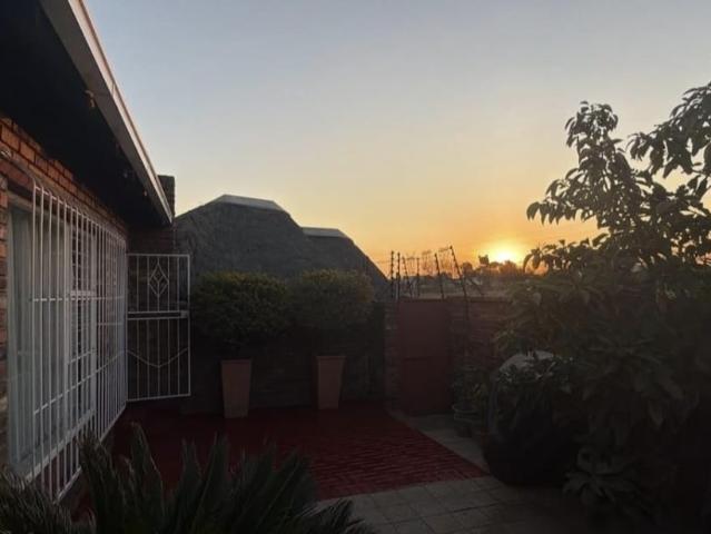 Townhouse for sale in Ekurhuleni, Gauteng