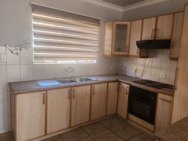 Townhouse for sale in Dr Kenneth Kaunda, North West