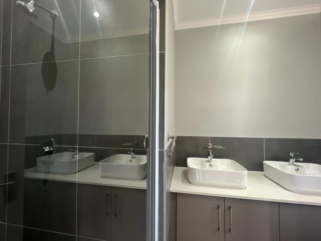 Townhouse for sale in Hartbeespoort Dam Nature Reserve, North West