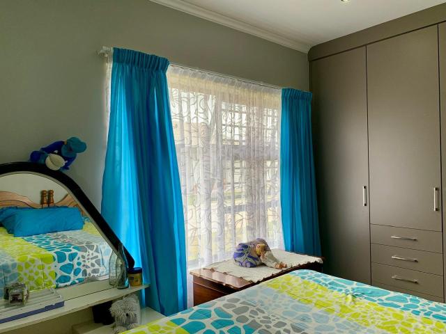 Townhouse for sale in Hartbeespoort Dam Nature Reserve, North West