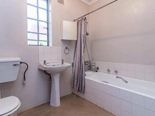 Townhouse for sale in Vosloorus, Gauteng